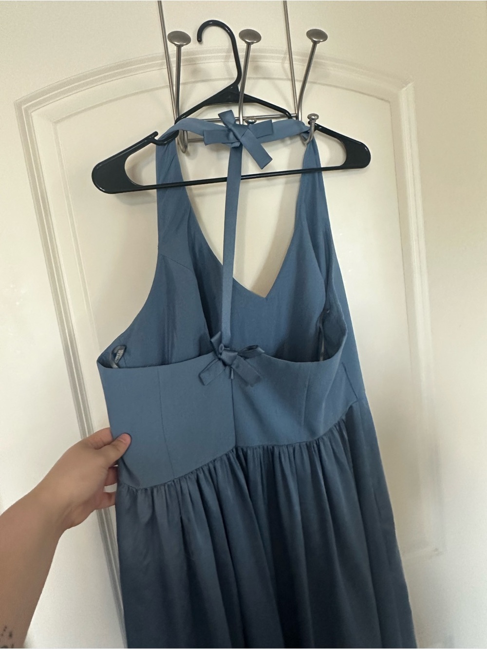 Vera Wang Blue Halter Tie-Back Formal Dress with bow detail